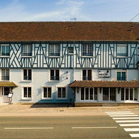 Logis Hotel Restaurant Le Faisan Dore Argentan Exterior foto